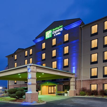 Holiday Inn Express Hotel & Suites Charleston-Southridge, An Ihg Hotel Екстериор снимка