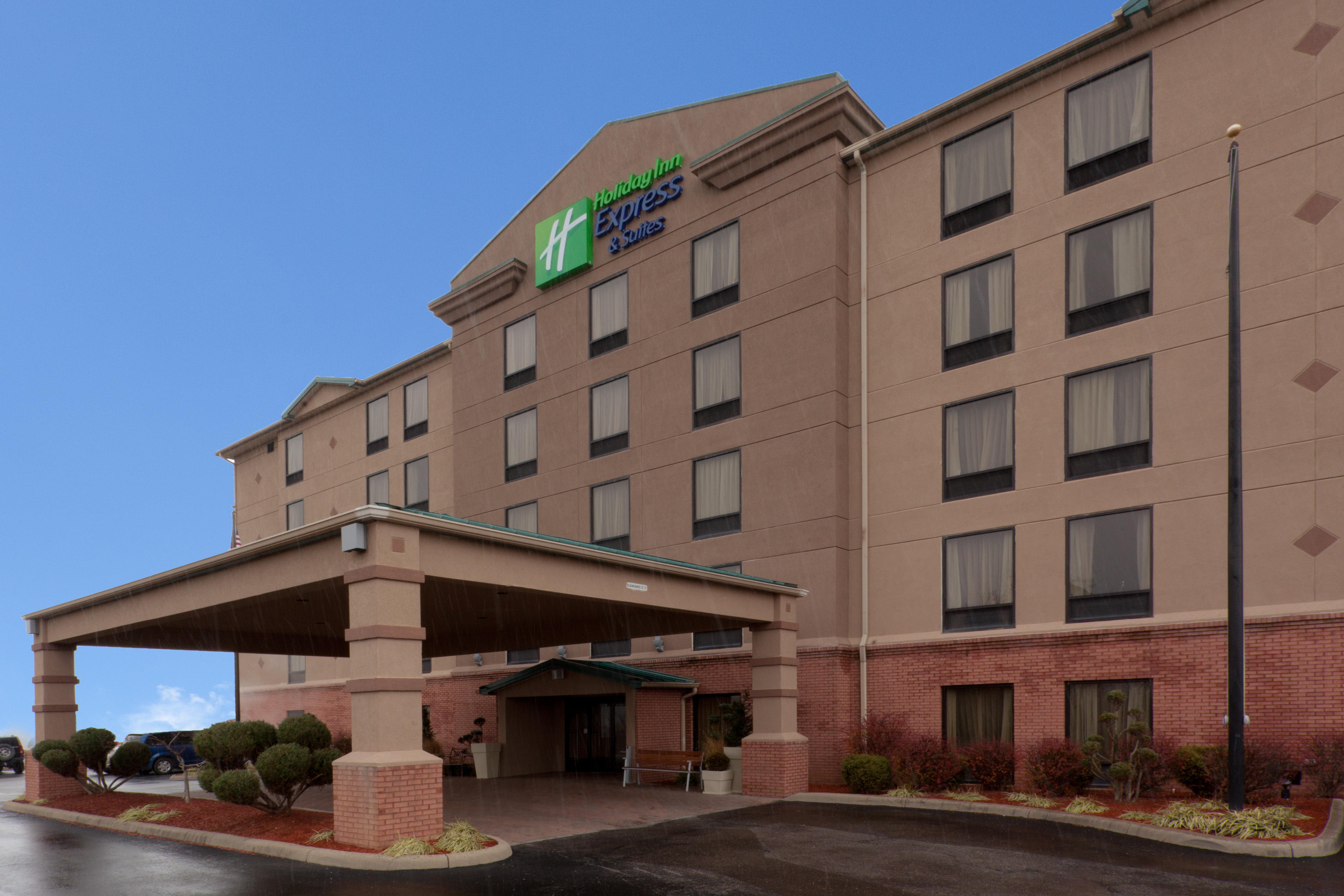 Holiday Inn Express Hotel & Suites Charleston-Southridge, An Ihg Hotel Екстериор снимка